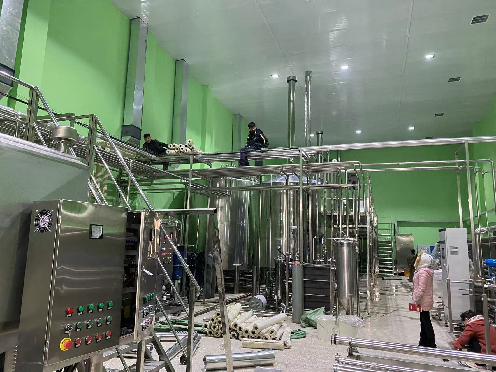 兴山精酿啤酒设备厂—精酿啤酒设备制造：传承工艺与创新科技的交融